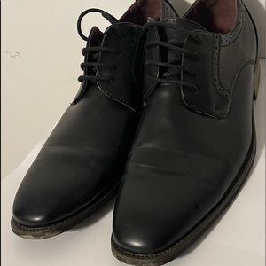 Mario Lopez dress shoes